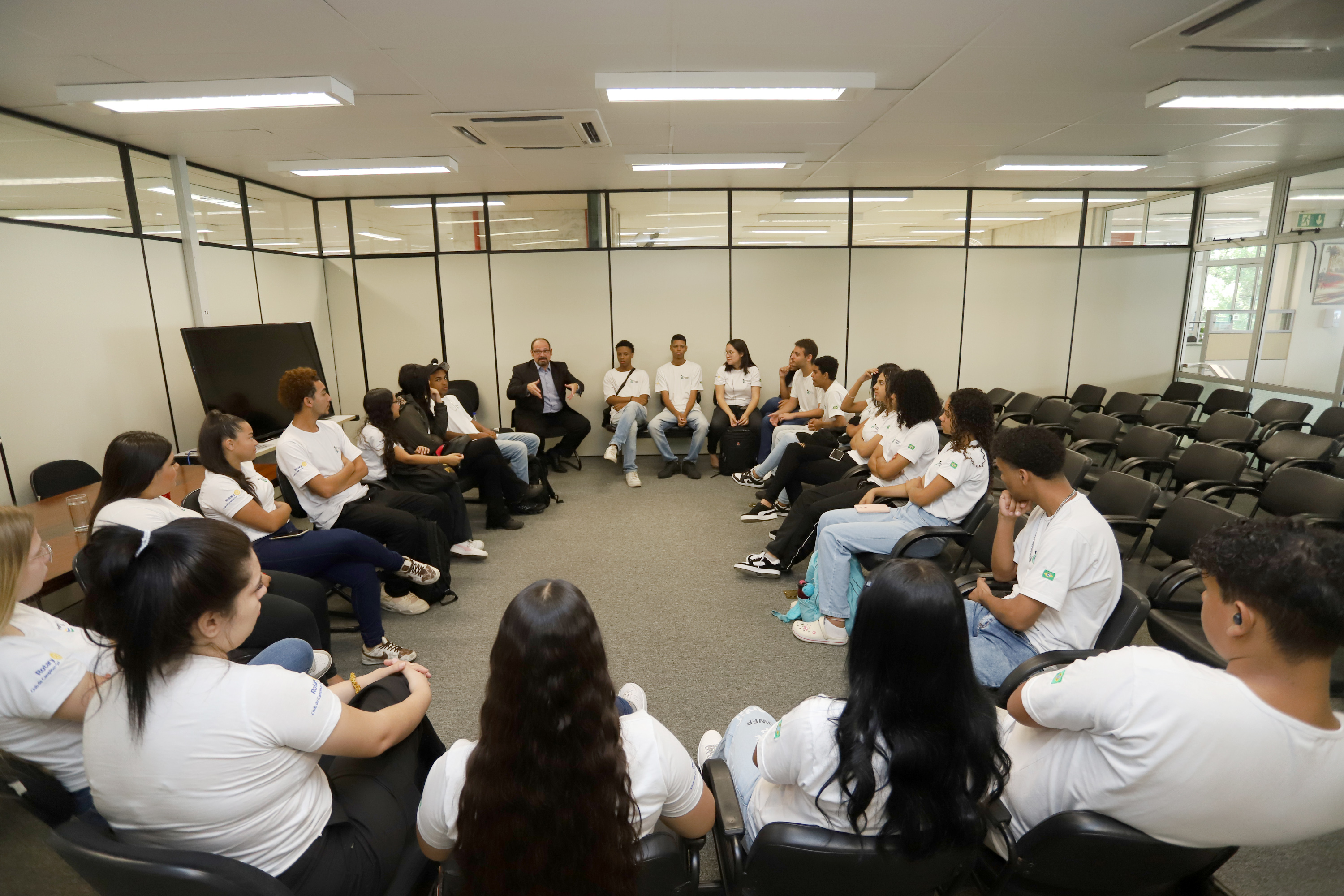 Programa tem como objetivo promover ações que estimulem o desenvolvimento humano 