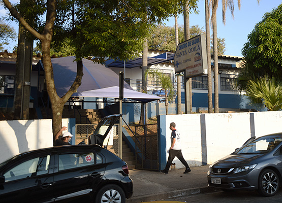 Fachada do CS Santa Odila: obras retomadas