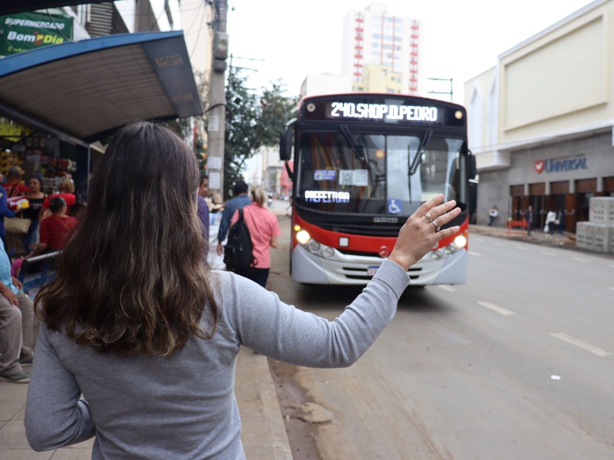 Linha 240: deixa de atender a dois pontos na Campos Sales, um na Glicério, Moraes Sales e Irmã Serafina