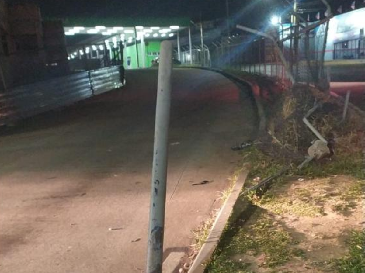 Acidente foi na estação de transferência localizada no cruzamento da avenida Ruy Rodriguez com a rua Líbero Badaró