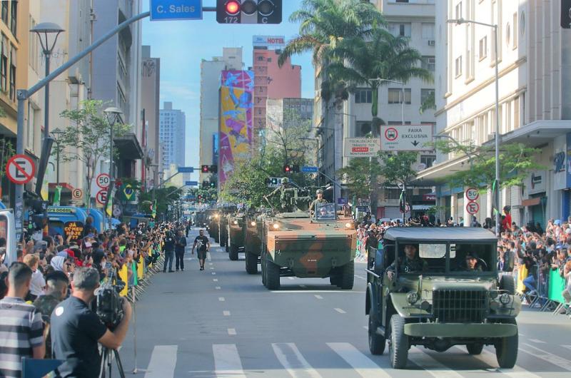 Desfile de 7 de setembro será a partir das 8h do sábado, na avenida Francisco Glicério