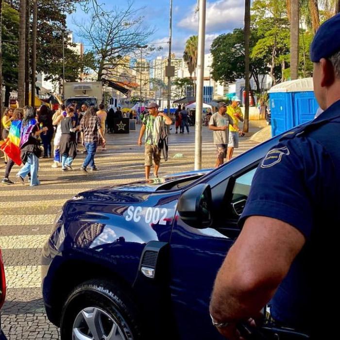 Guardas municipais estarão no meio do público durante a parada