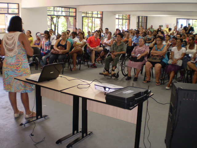 Reuniões visam preparar a nova vida em condomínio