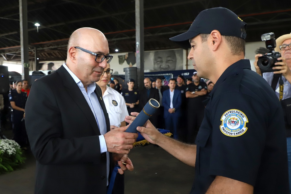 Formandos de destaque receberam menção