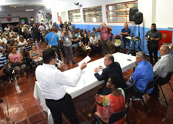 Secretário Vinicius Riverete agradeceu empenho das equipes da Sehab e Cohab no projeto