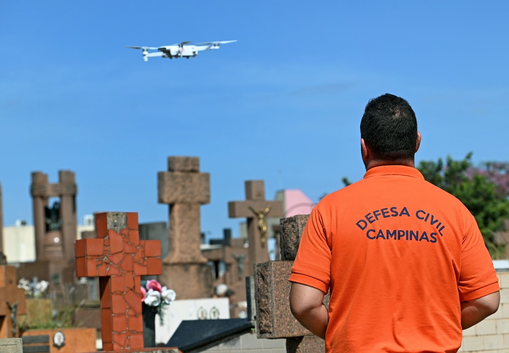 Defesa Civil levou dois drones