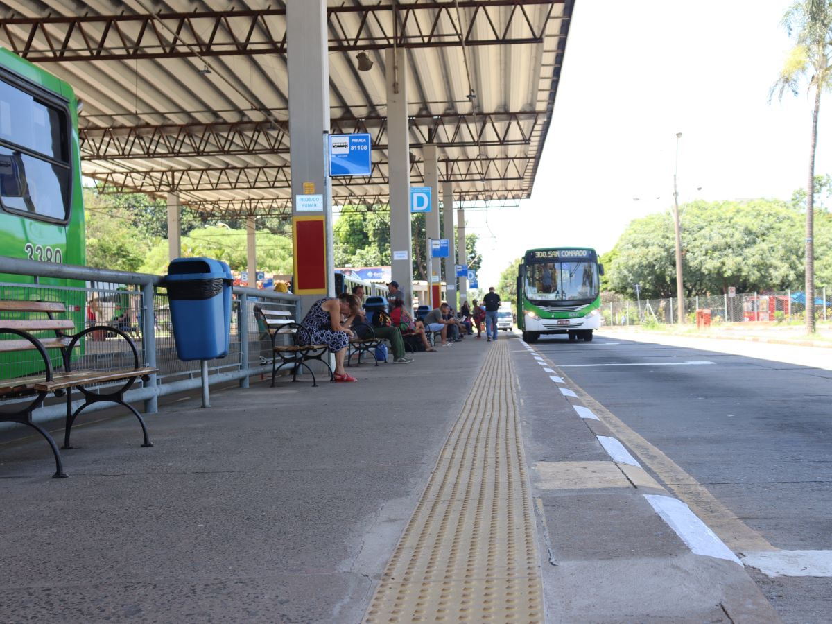 Obras ampliam acessibilidade no terminal