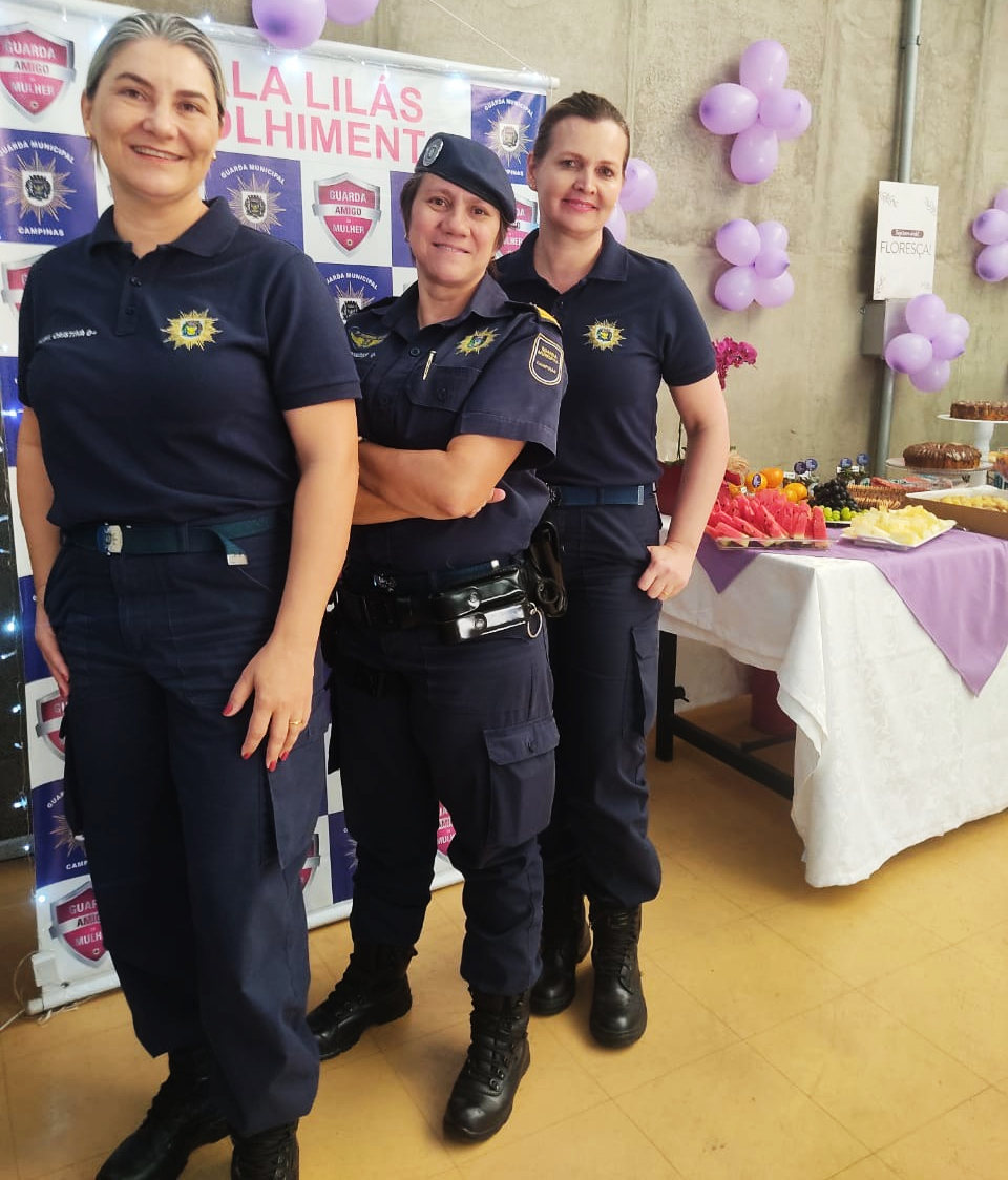 Superintendente Cristina, comandante Maria de Lourdes Soares e Daniela Rossan (GM do Gama) 