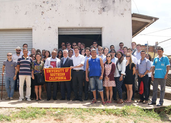 Encontro com a comunidade do Oziel