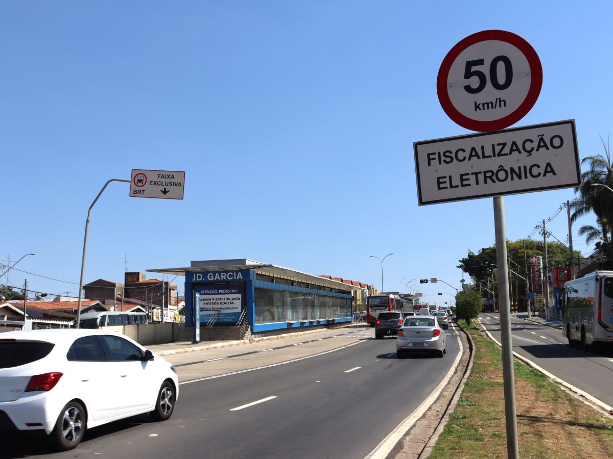 Menos de 1% dos veículos que passaram pelos radares foram autuados 