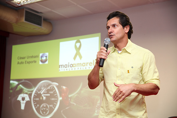 Piloto de testes, César Urnhani, discorreu sobre Direção Segura