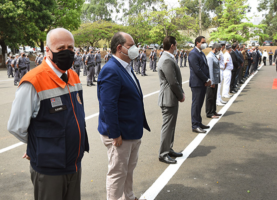  Defesa Civil foi homenageada