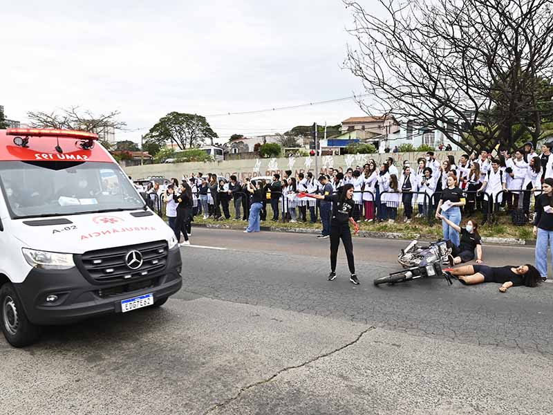 Avenida foi interditada