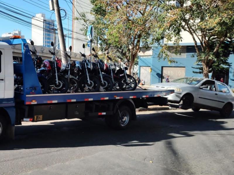 Na operação desta sexta-feira, dez motocicletas e um automóvel foram recolhidos ao Pátio Municipal