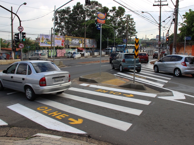 Acesso da Amoreiras próximo ao Corpo de Bombeiros