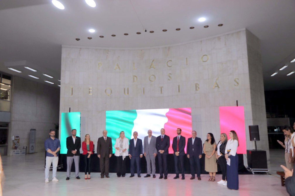 ... e também autoridades no Paço Municipal de Campinas