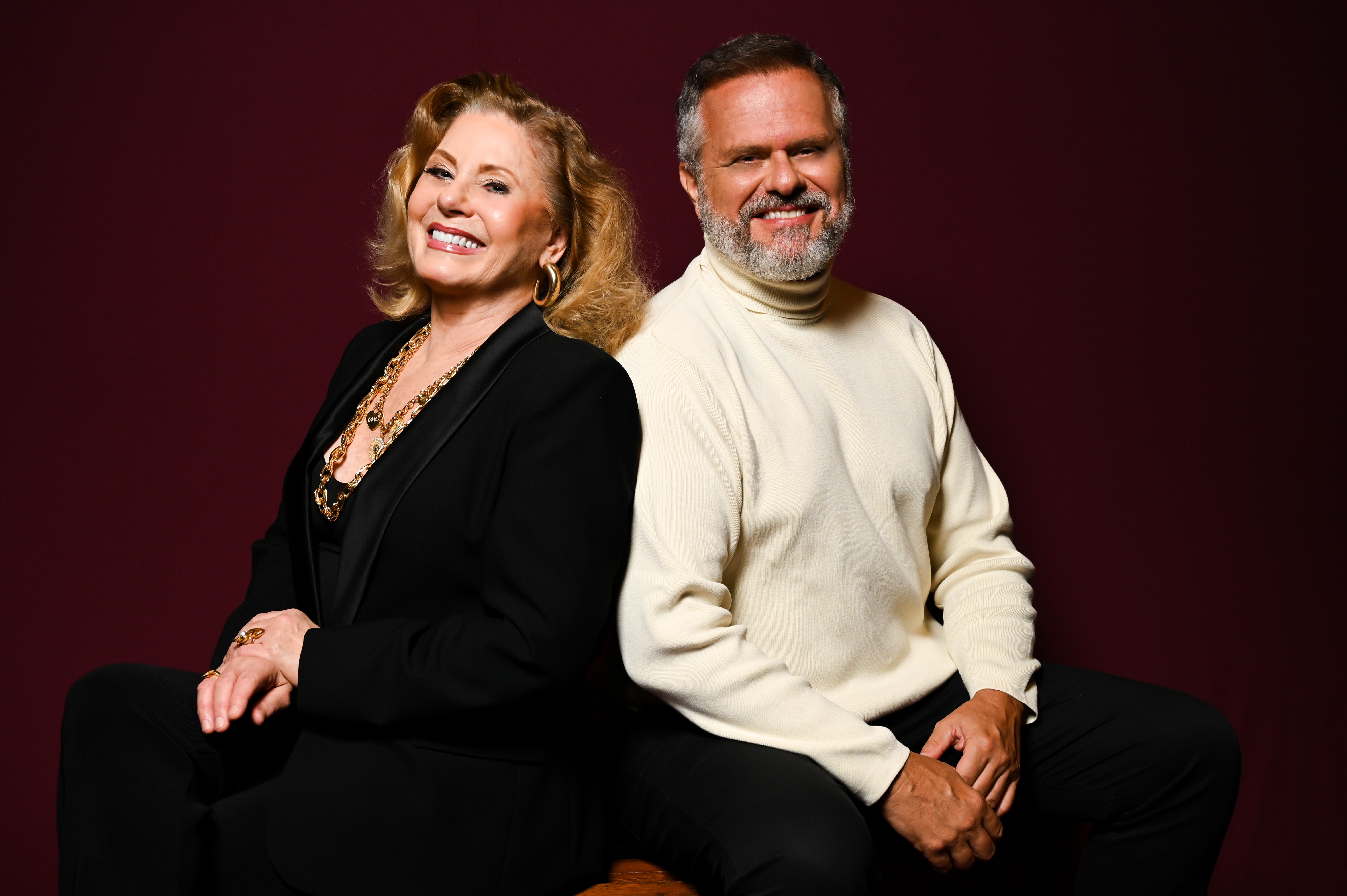 Espetáculo "O Casal Mais Sexy da América" estreia em Campinas com Vera Fischer e Leonardo Franco