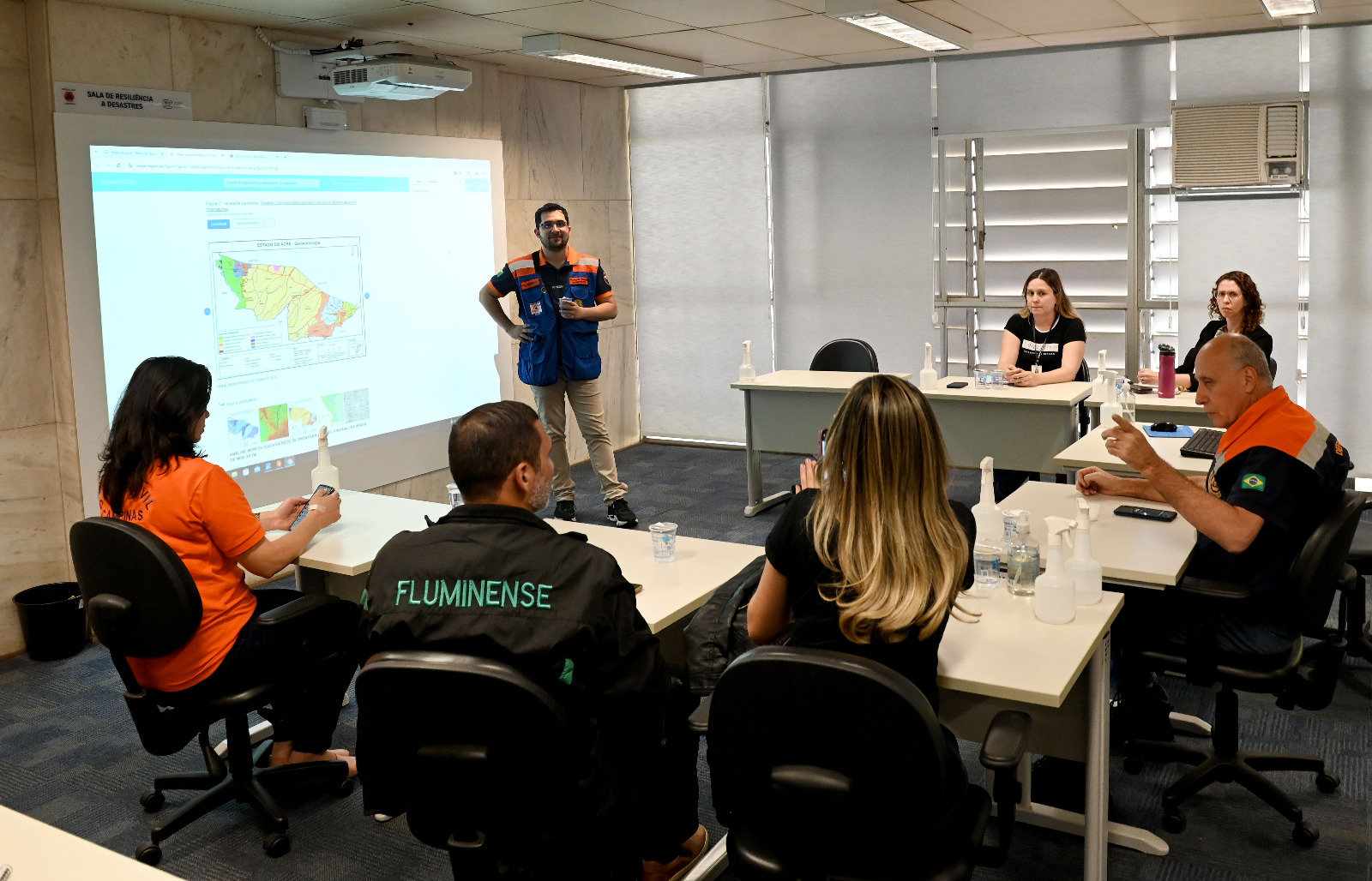 Visita de comitiva do Acre foi encerrada com encontro na Sala de Resiliência a Desastres, no Paço Municipal