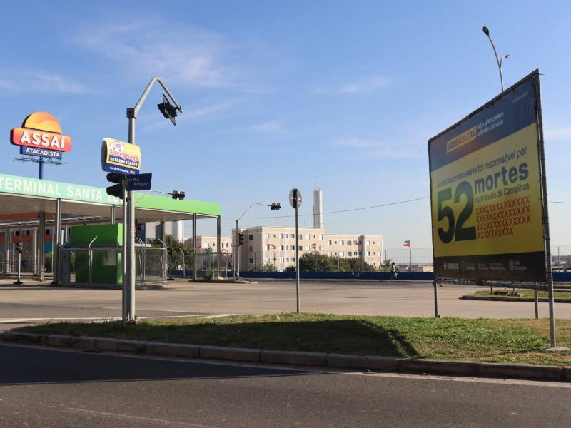 Números: mensagens de conscientização foram disseminadas em banners, painéis, outdoors, busdoors, cartazes em ônibus, publicações em redes sociais, inserções nos relógios da Setec, painéis digitais em terminais, vídeos e spots de conscientização para televisão e rádio