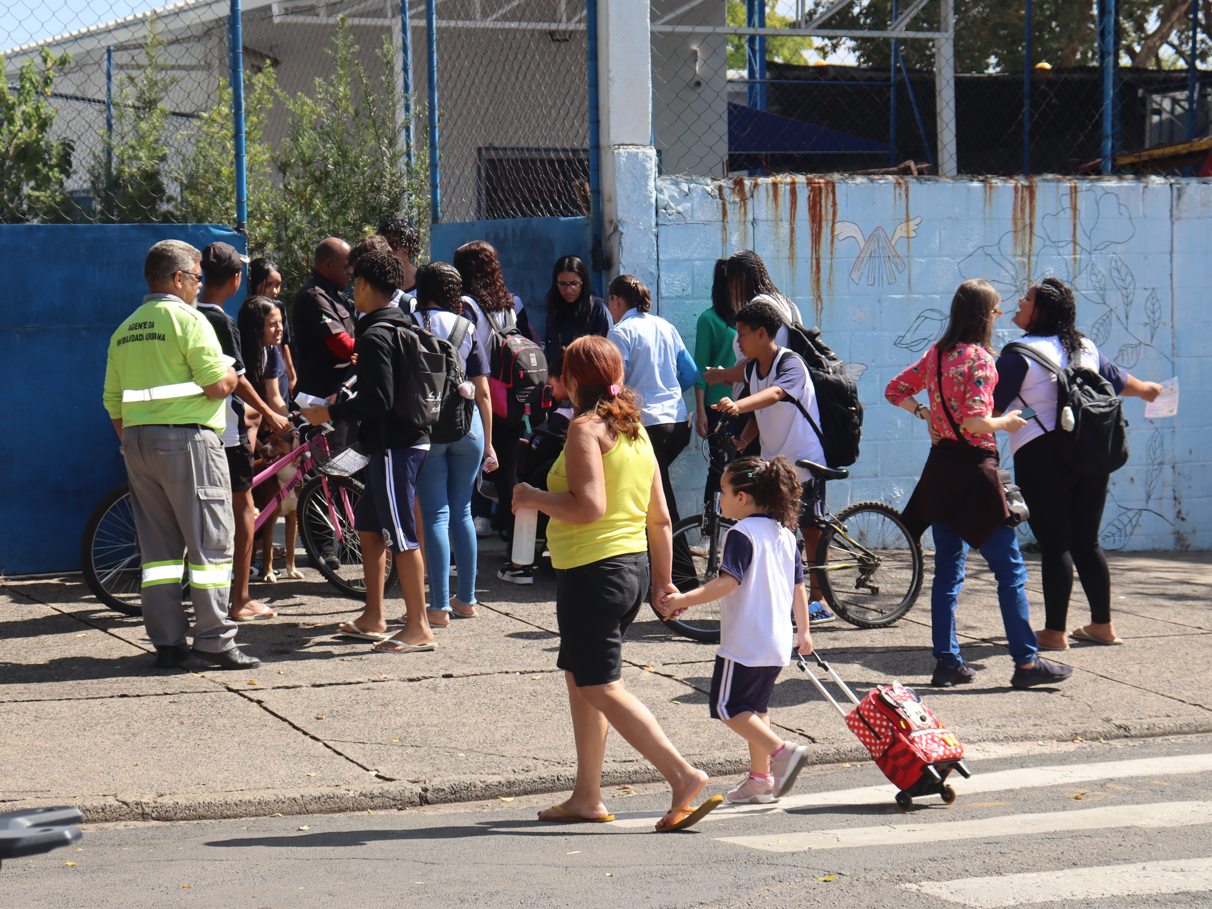Comunidades das escolas são chamadas à participação na construção do projeto