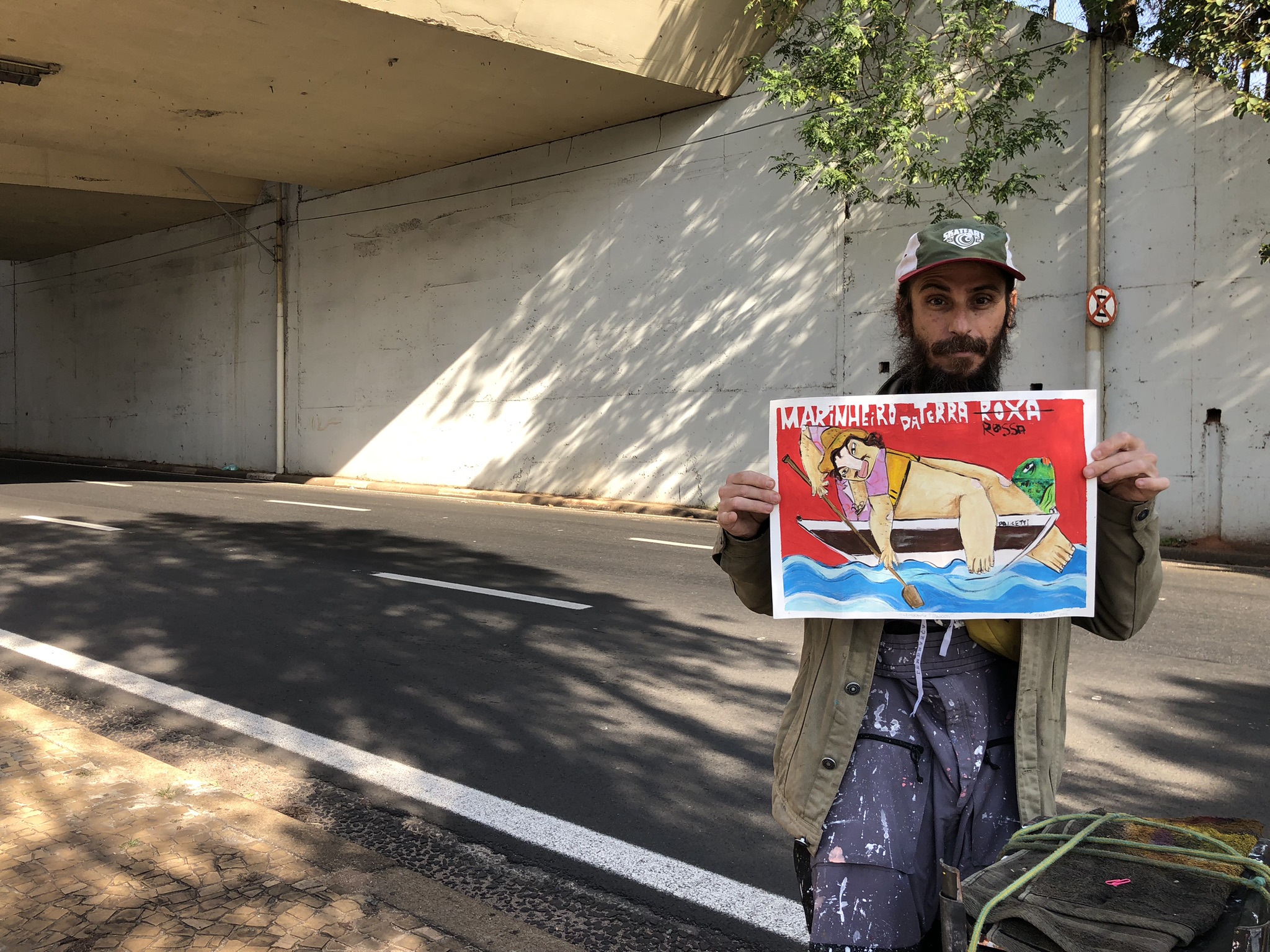 Parede antes da intervenção do artista Fabiano Carriero