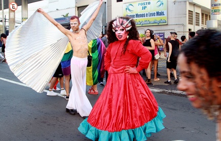 O poder público trabalha em diversas frentes para que todos encontrem o seu espaço na cidade