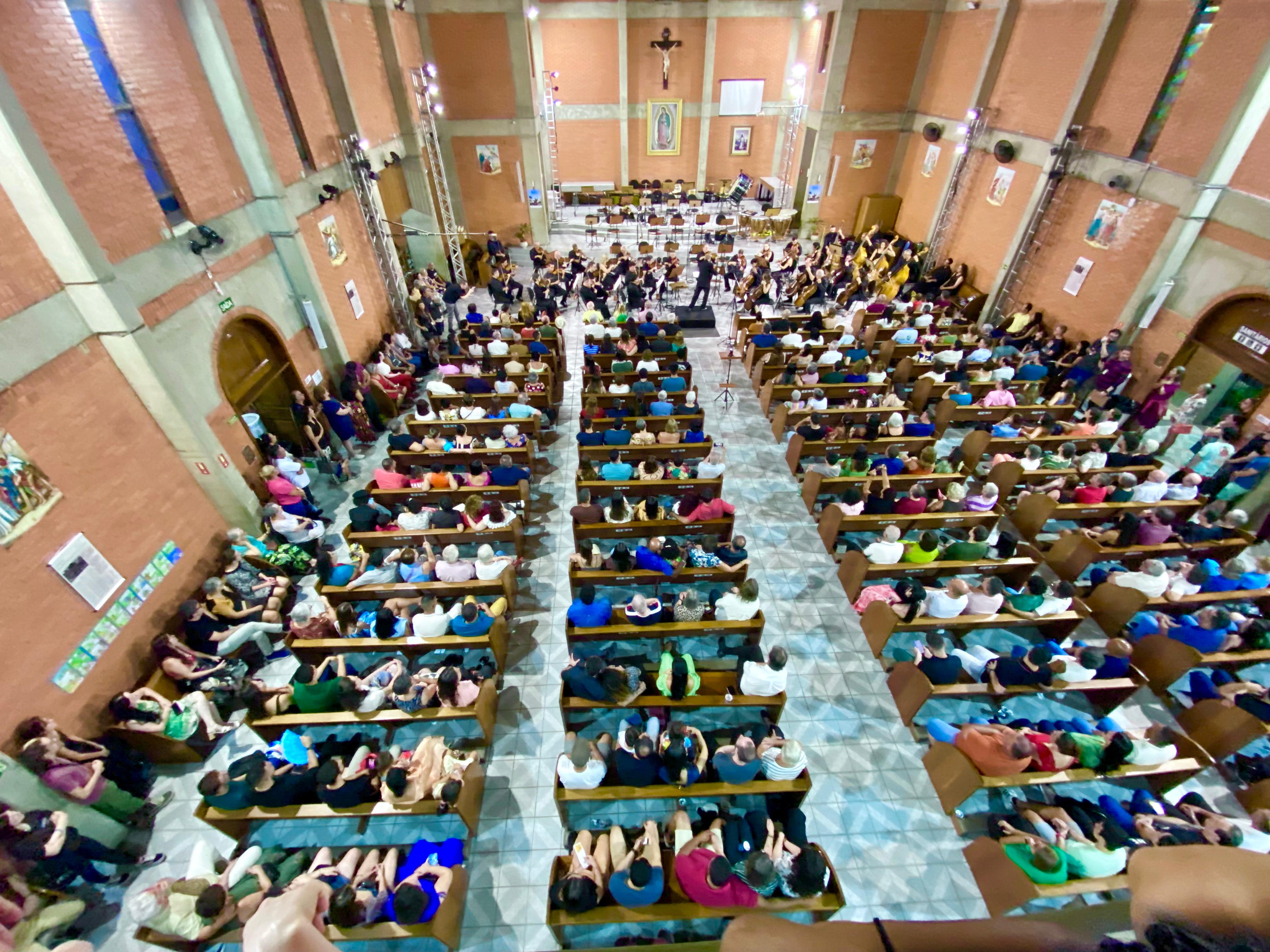 Concerto na igreja aproxima a comunidade da Sinfônica