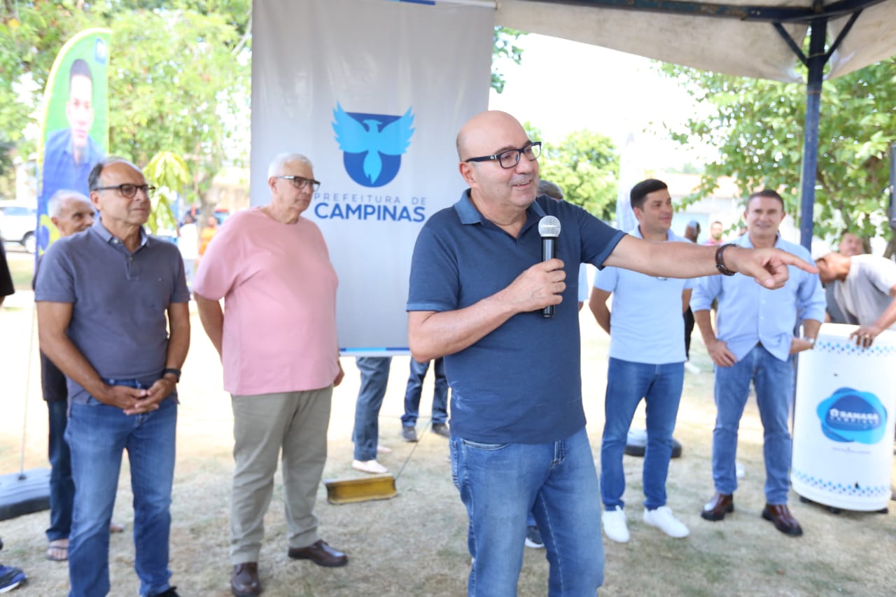Adriano Rosa Prefeito Dário Saadi durante a entrega: "Espaço que traz qualidade de vida para a população"