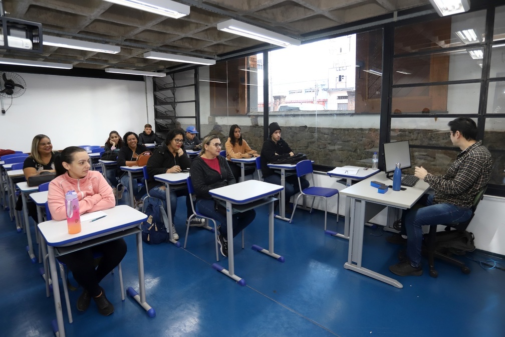 As classes estarão distribuídas entre as unidades físicas e móveis do Ceprocamp no Centro e em vários bairros da cidade