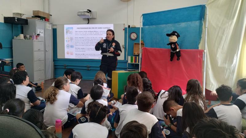 Samuca cativou a turma na EMEI Vicente Ráo e já ganhou o apelido carinhoso de "Samuquinha"