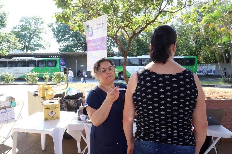 Objetivo é imunizar crianças até quatro anos contra a poliomielite, e a população a partir dos nove anos de idade com vacinas contra a gripe, Covid-19, febre amarela e HPV, entre outras