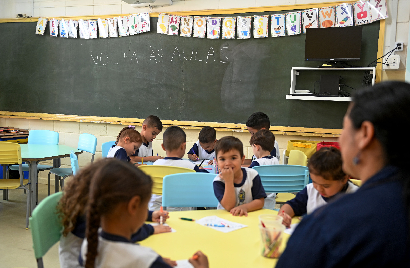 Crianças recomeçam atividades em mais um semestre de aprendizado