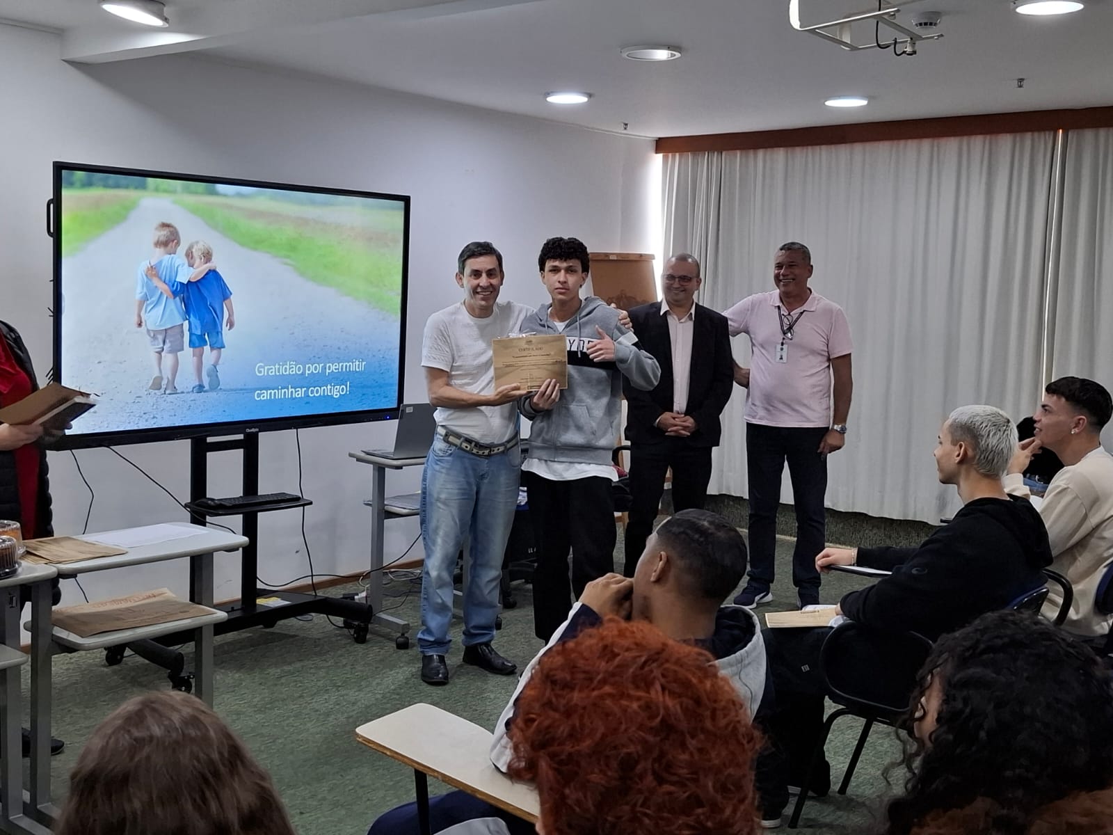 Divulgação Passo para o futuro: jovens receberam capacitação em temas fundamentais