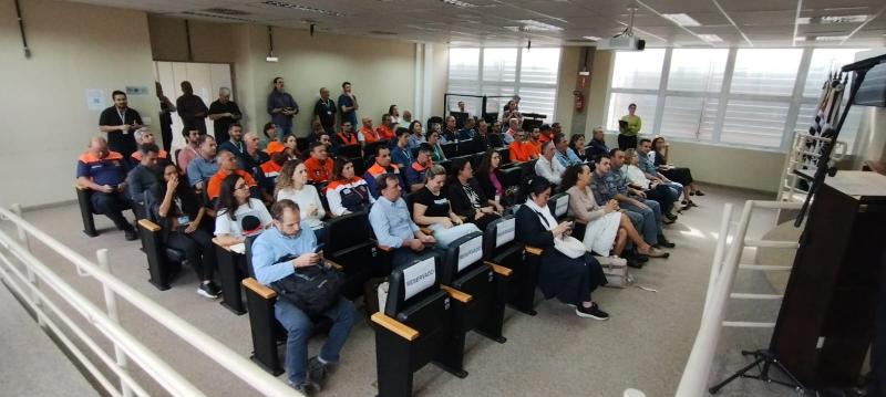 Evento reuniu universidade, órgãos públicos, representantes da sociedade e especialistas em climatologia e gestão de riscos 