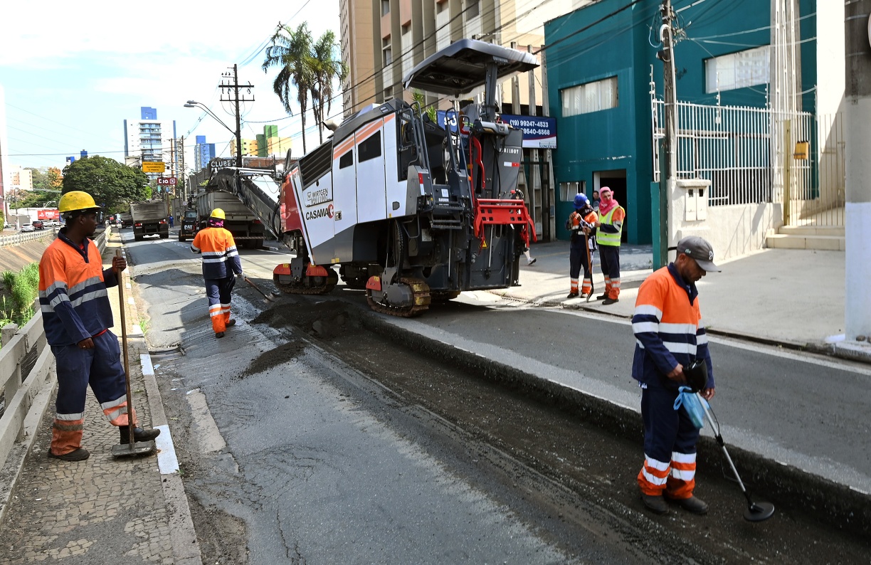 Trecho em obra fica entre as vias Major Solon e Dona Libânia, próximo à Avenida Orosimbo Maia