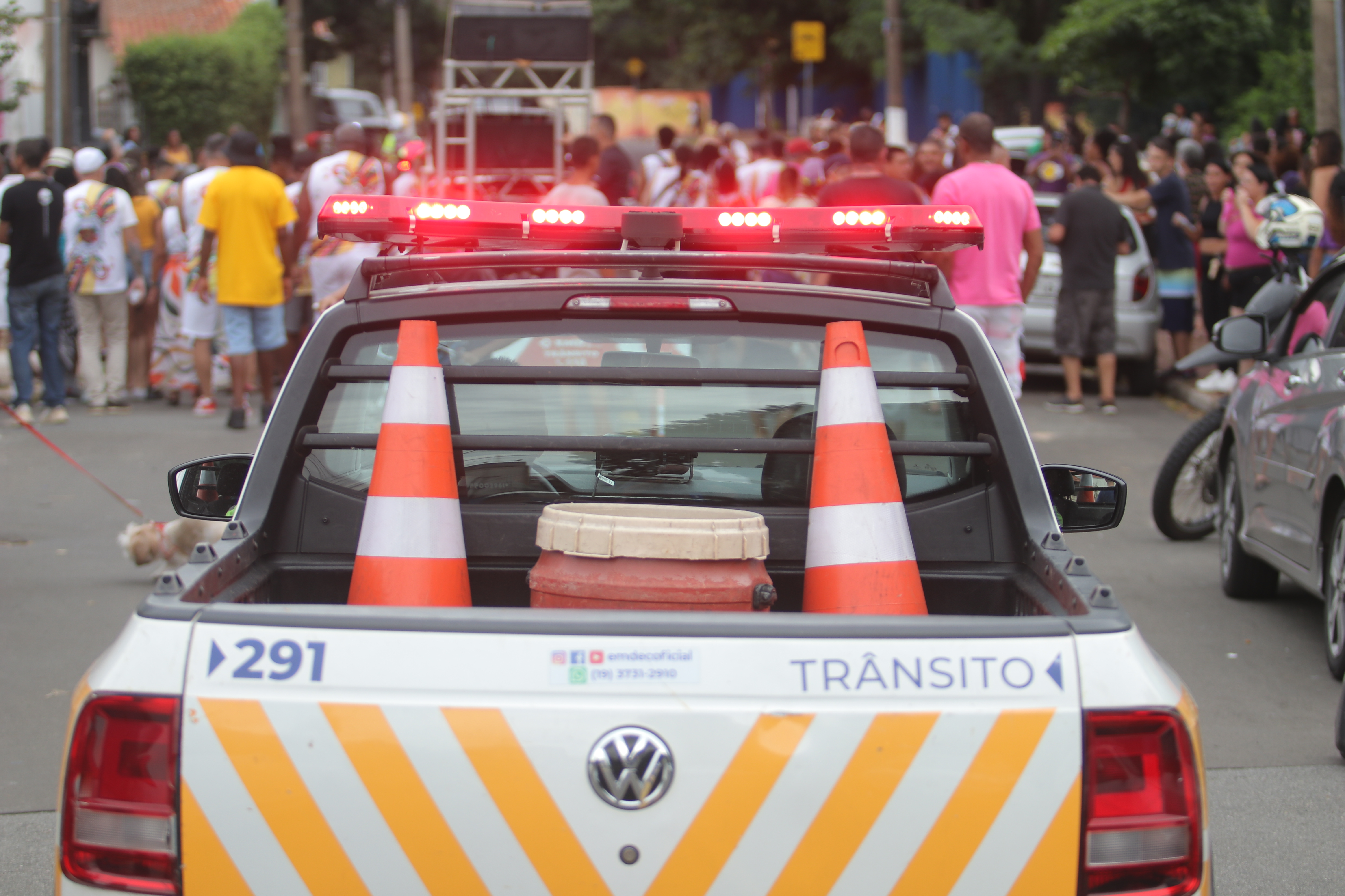 Agentes da Emdec trabalham para que só a alegria ocupe as ruas neste Carnaval