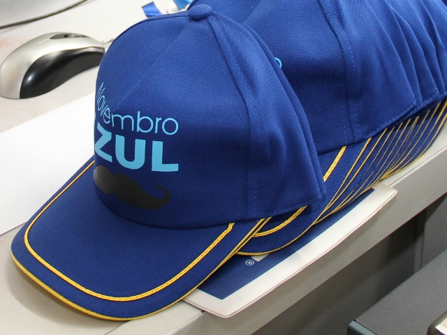 Bonés complementam os uniformes dos agentes no cumprimento de funções externas