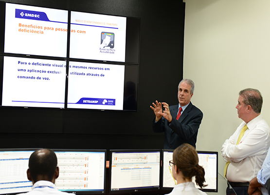 Secretário explica funcionamento do aplicativo