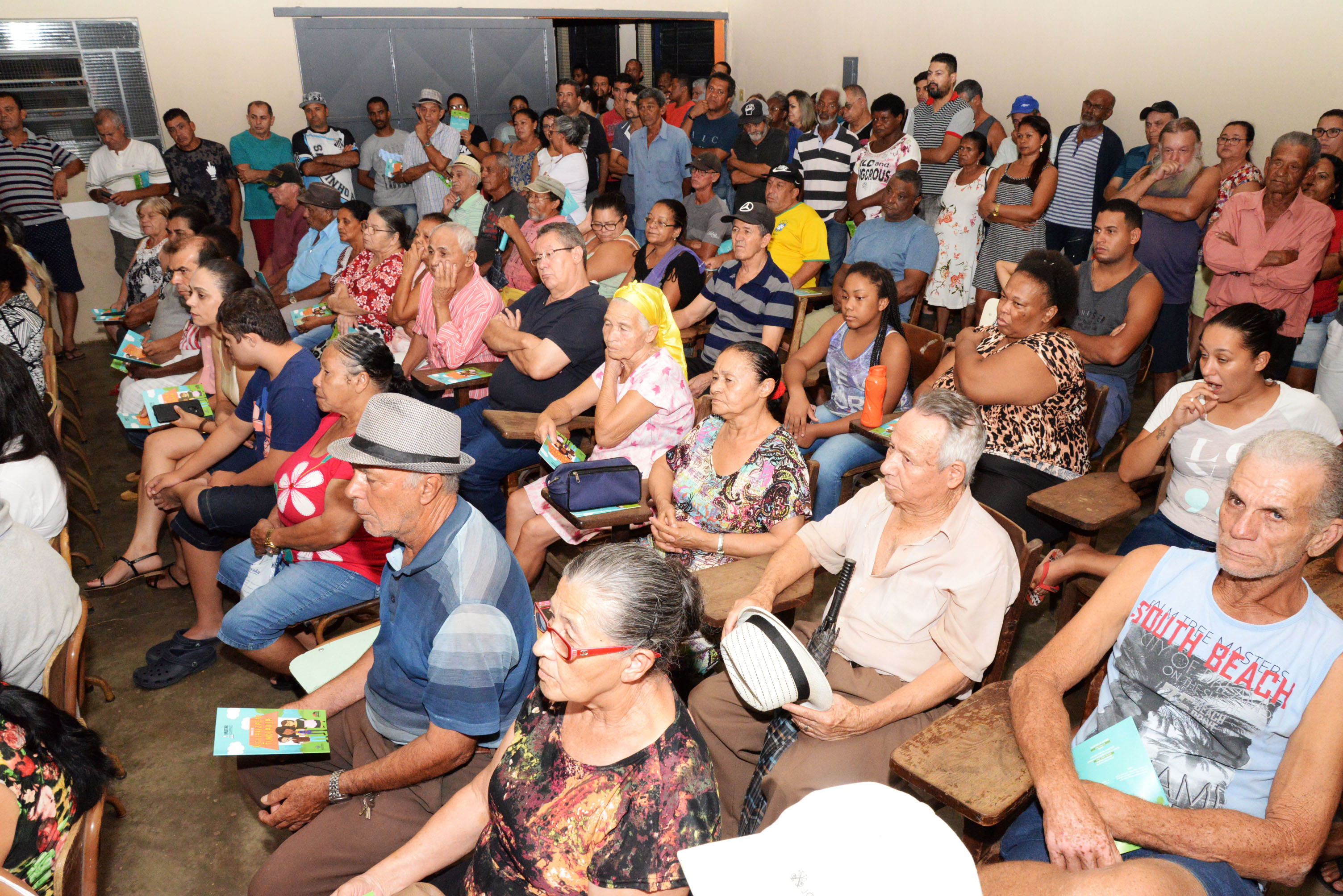 Aproximadamente 150 pessoas participaram do encontro