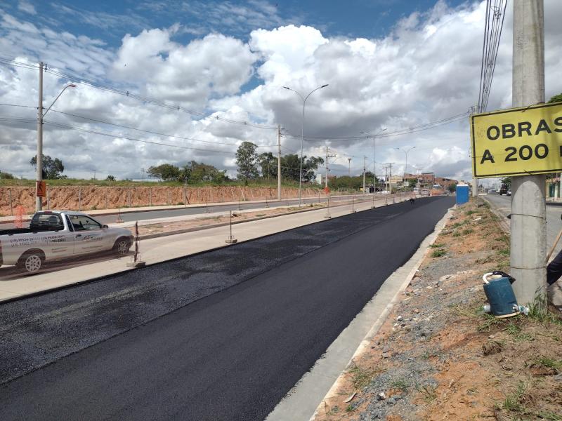 Pavimentação de trechos do BRT segue avançada