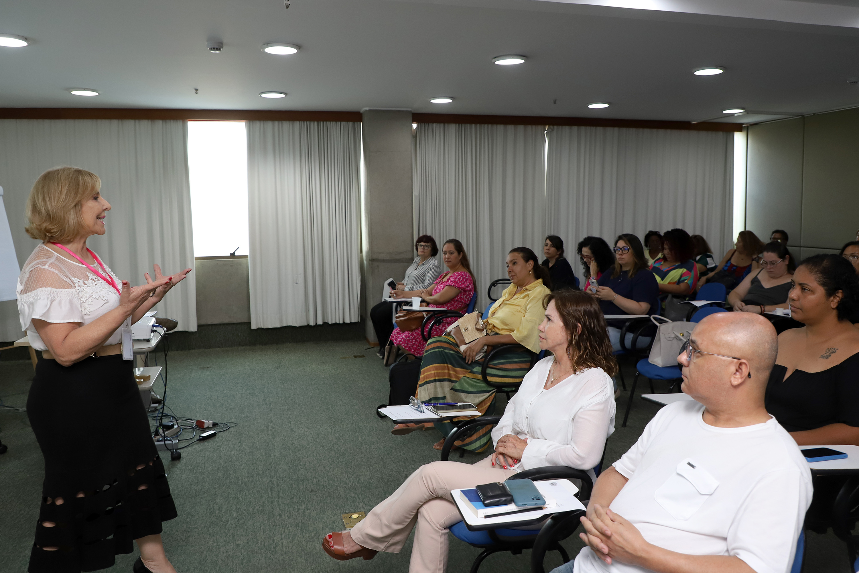 Curso será ministrado por Teresinha de Carvalho: violência doméstica tem que ser combatida em todas as esferas, inclusive pelo serviço público