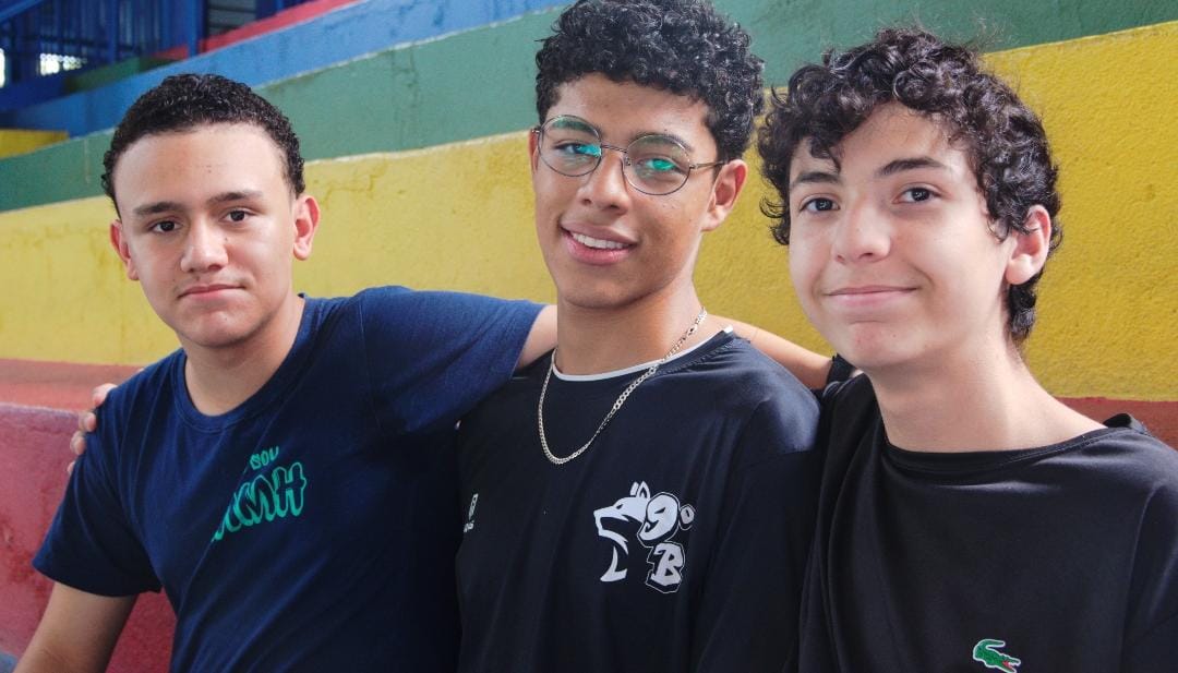 Os colegas de classe Bruno, Nathan e Nicolas continuarão juntos no próximo ano, só que no Cotuca