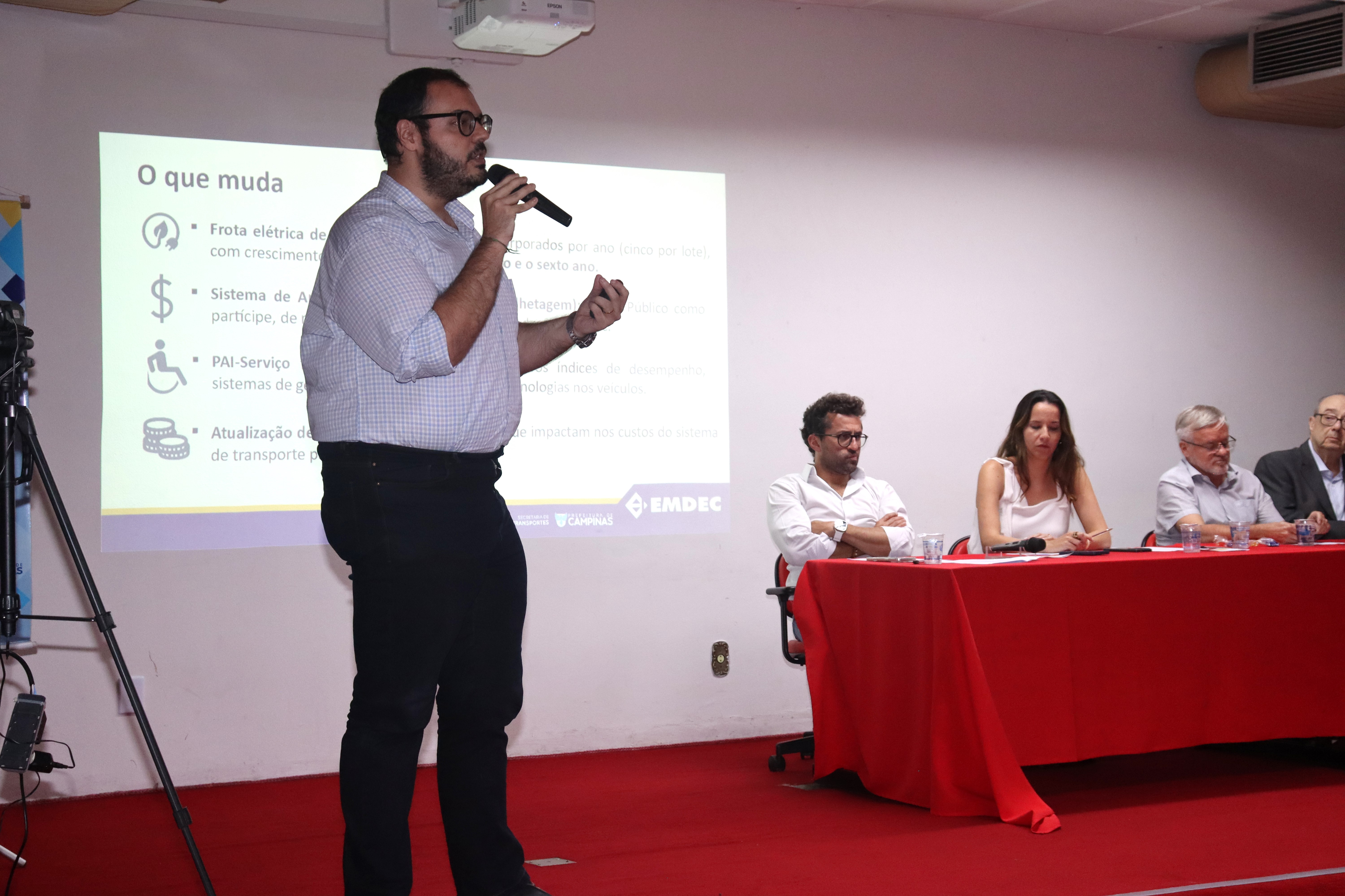 Encontro reuniu autoridades, representantes de classe, dos operadores do sistema de transporte público e população