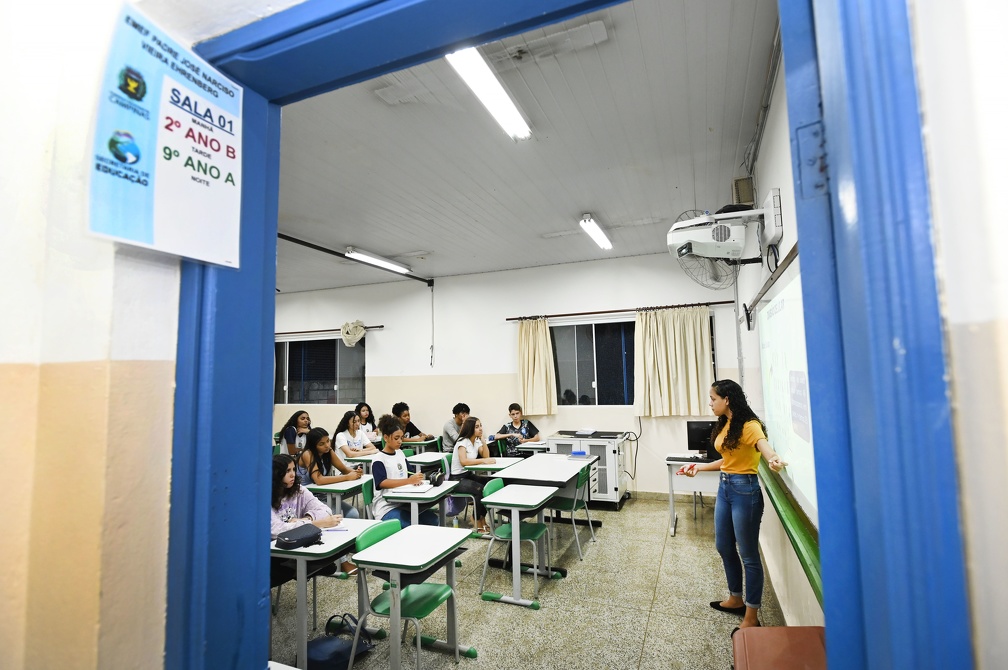 O curso para profissionais da Educação será realizado entre setembro e novembro, sempre às quintas-feiras, no Teatro Bento Quirino, na região central