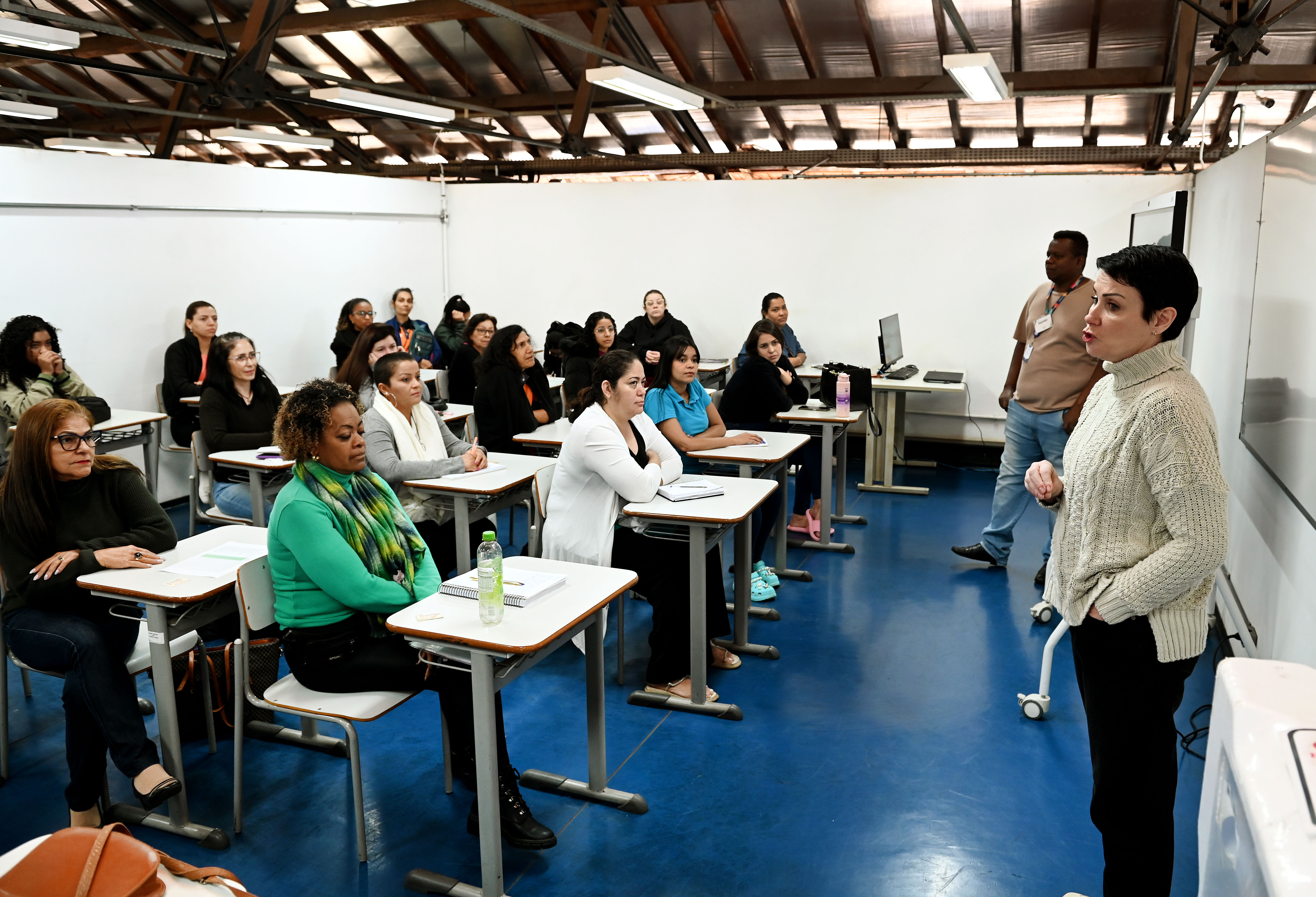 Aulas acontecem de segunda a sexta, das 8h às 11h40