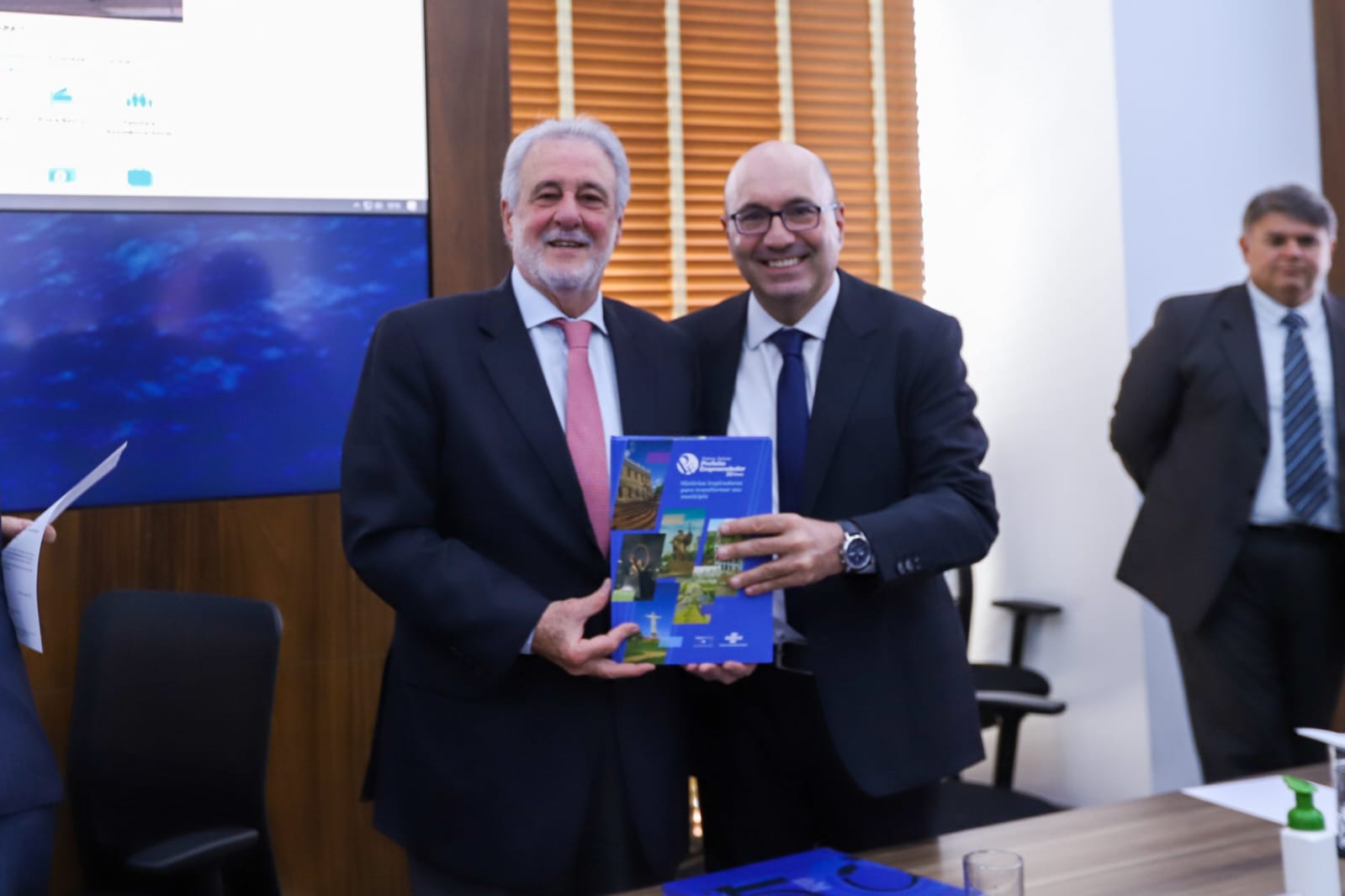 Dário Saadi com Carlos Melles, presidente do Sebrae Nacional