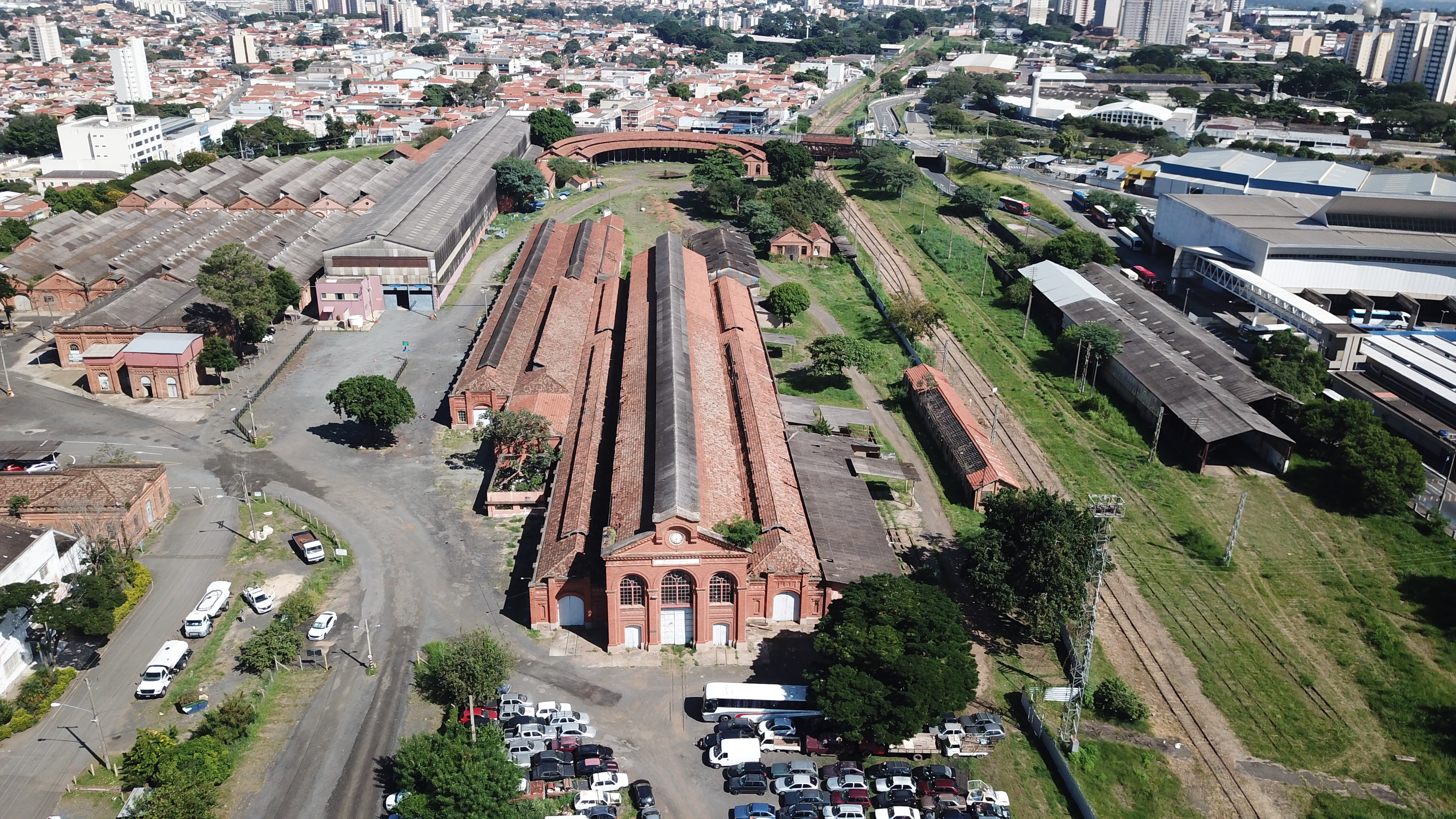 Administração acompanha as questões técnicas relacionadas à ocupação do solo e transposição, na área do Complexo Ferroviário