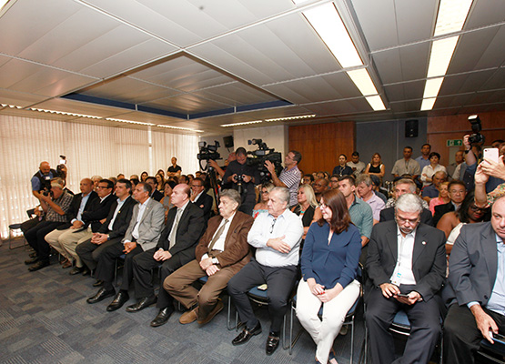 Sindicatos e associações empresariais participaram do evento