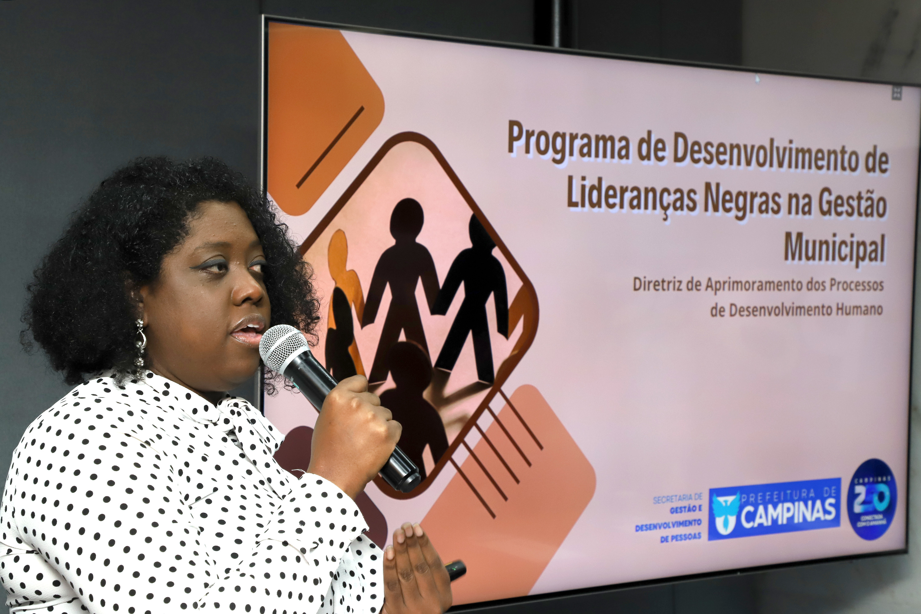 A secretária Eliane Jocelaine: diversidade representada no serviço público