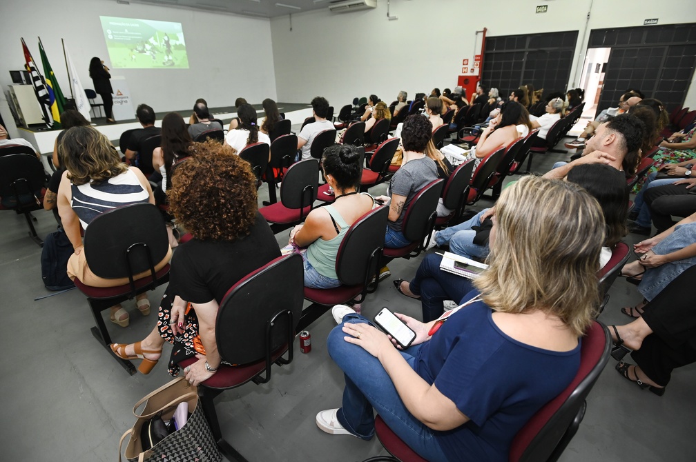 Mais de 300 servidores passarão pela formação